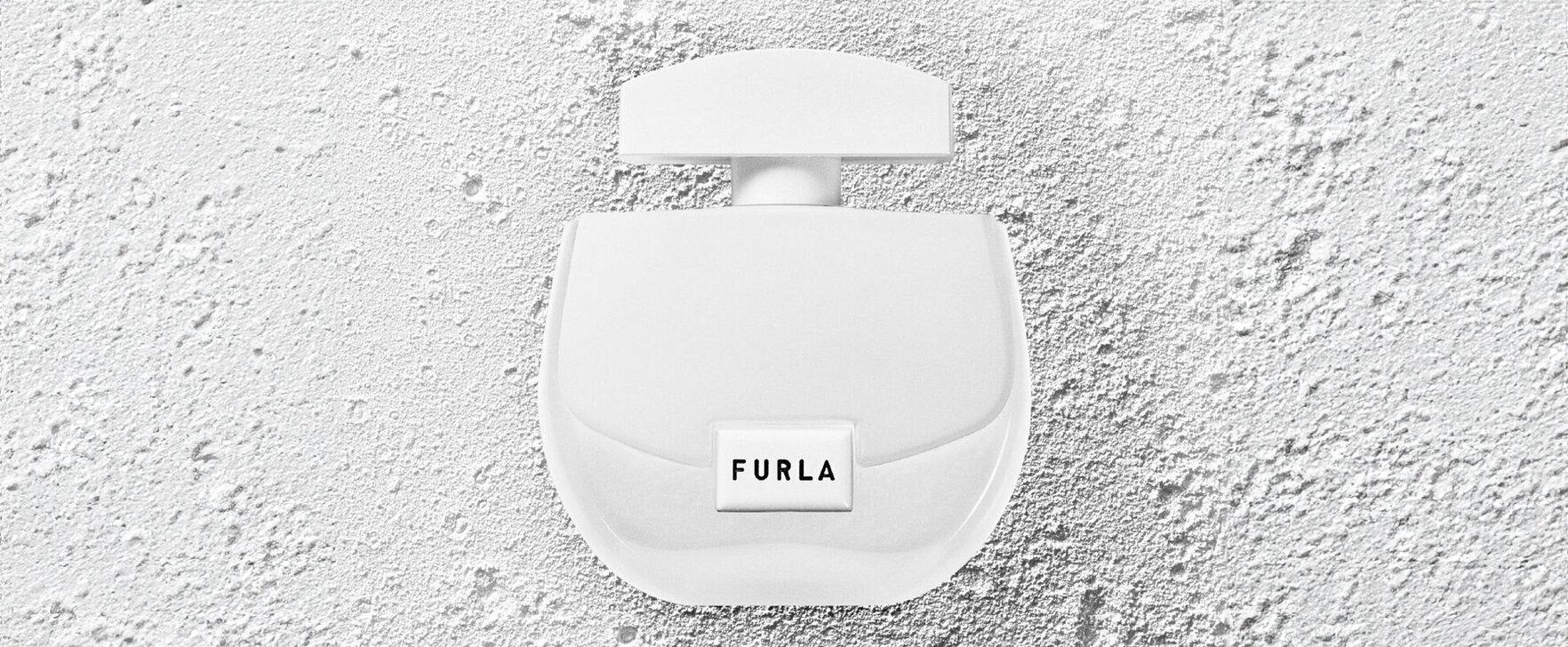 An Ode to Lightness: The New Women's Fragrance "Pura" by Furla