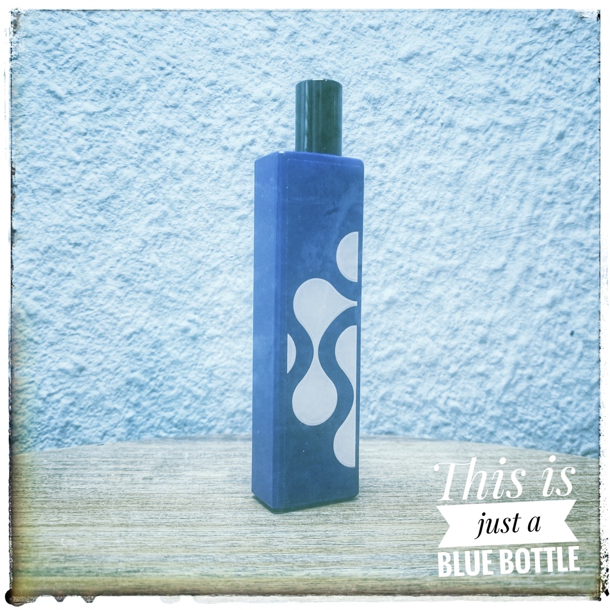This is not a Blue Bottle 1.4 - Histoires de Parfums (...or just a blue bottle!?)