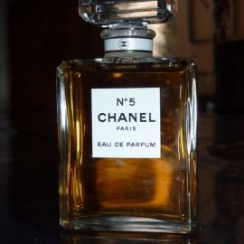 N°5 (Parfum)